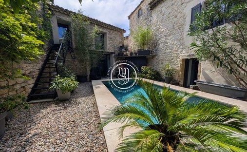Villa en Uzès, Occitania, Francia 1