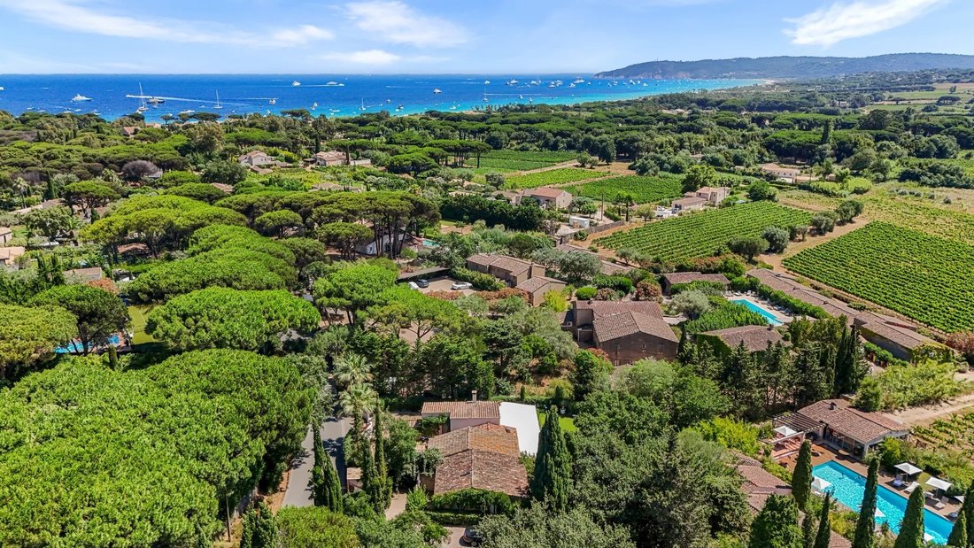 Villa en Ramatuelle, Provenza-Alpes-Costa Azul, Francia 1 - 18753025