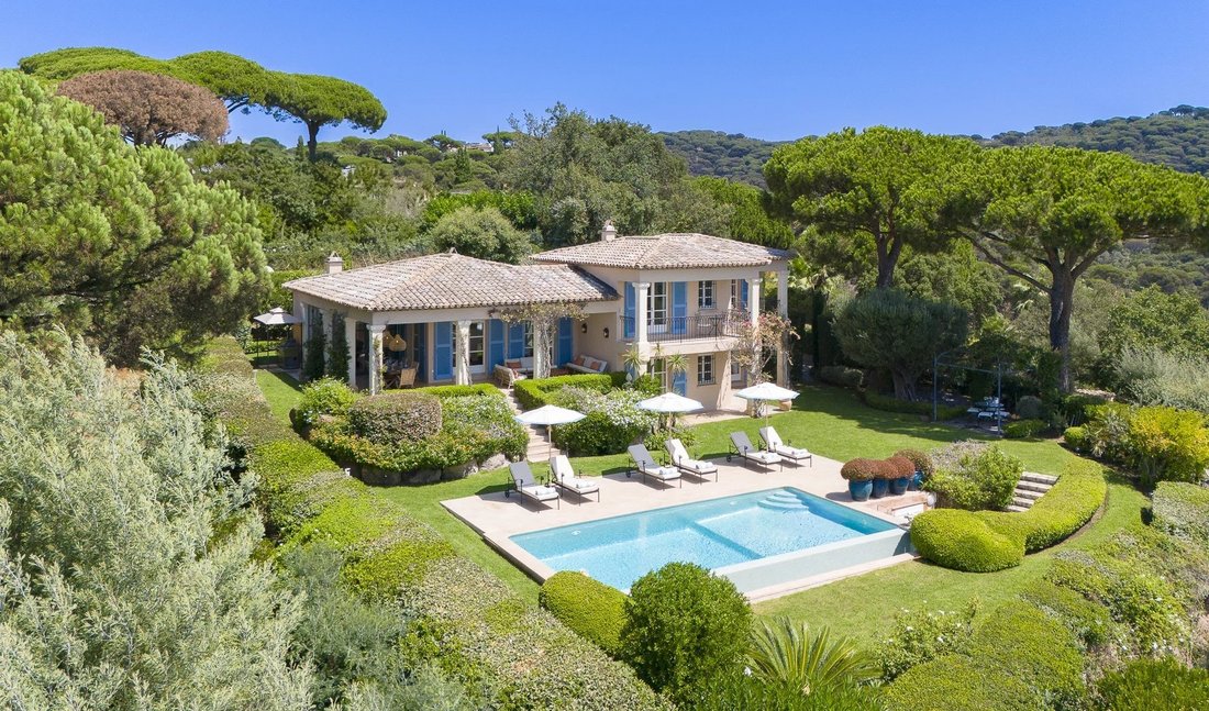 Villa a La Croix-Valmer, Provenza-Alpi-Costa Azzurra, Francia 1 - 18753329