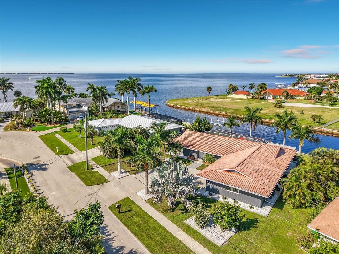 Casa en Port Charlotte, Florida, Estados Unidos 1 - 18708734