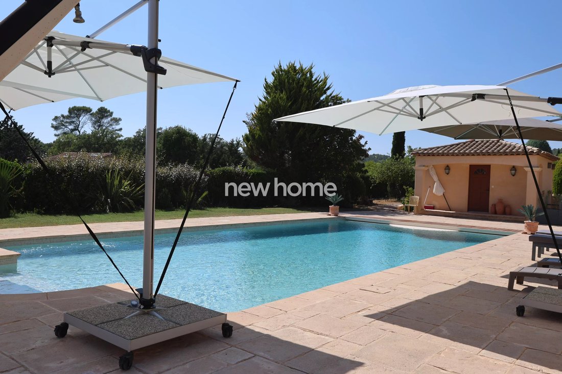 Villa en Flayosc, Provenza-Alpes-Costa Azul, Francia 5 - 18750087