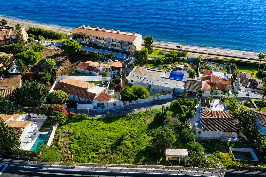 Terrain à Buenas Noches, Estepona, Espagne 1 - 13524263