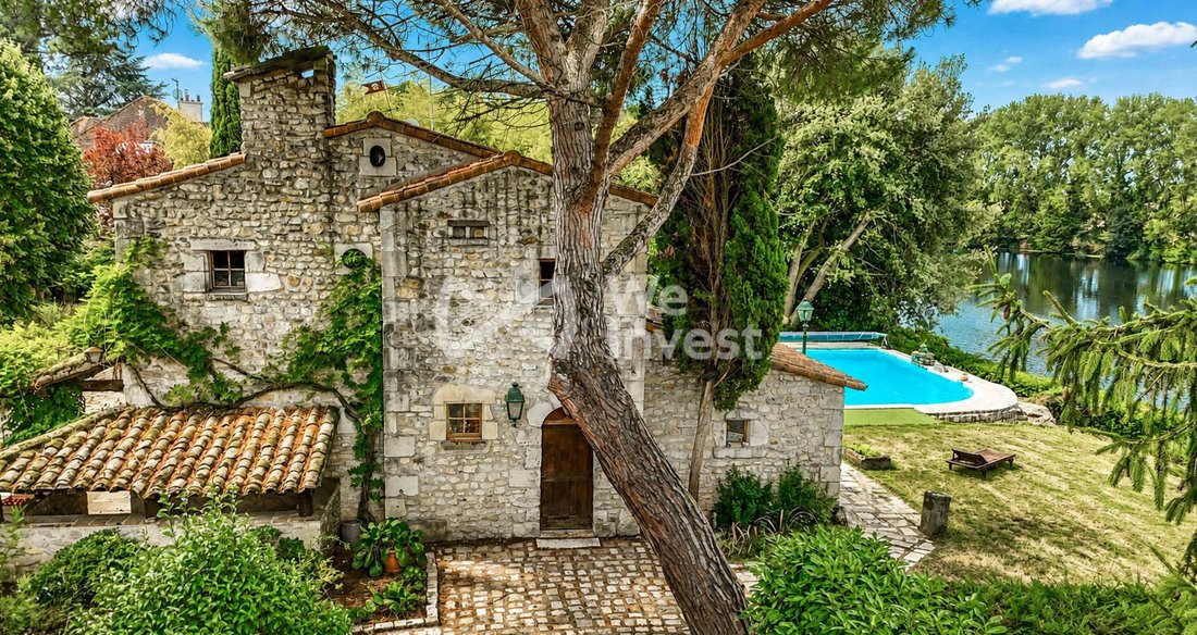 Casa a Châtellerault, Nuova Aquitania, Francia 5 - 18758088