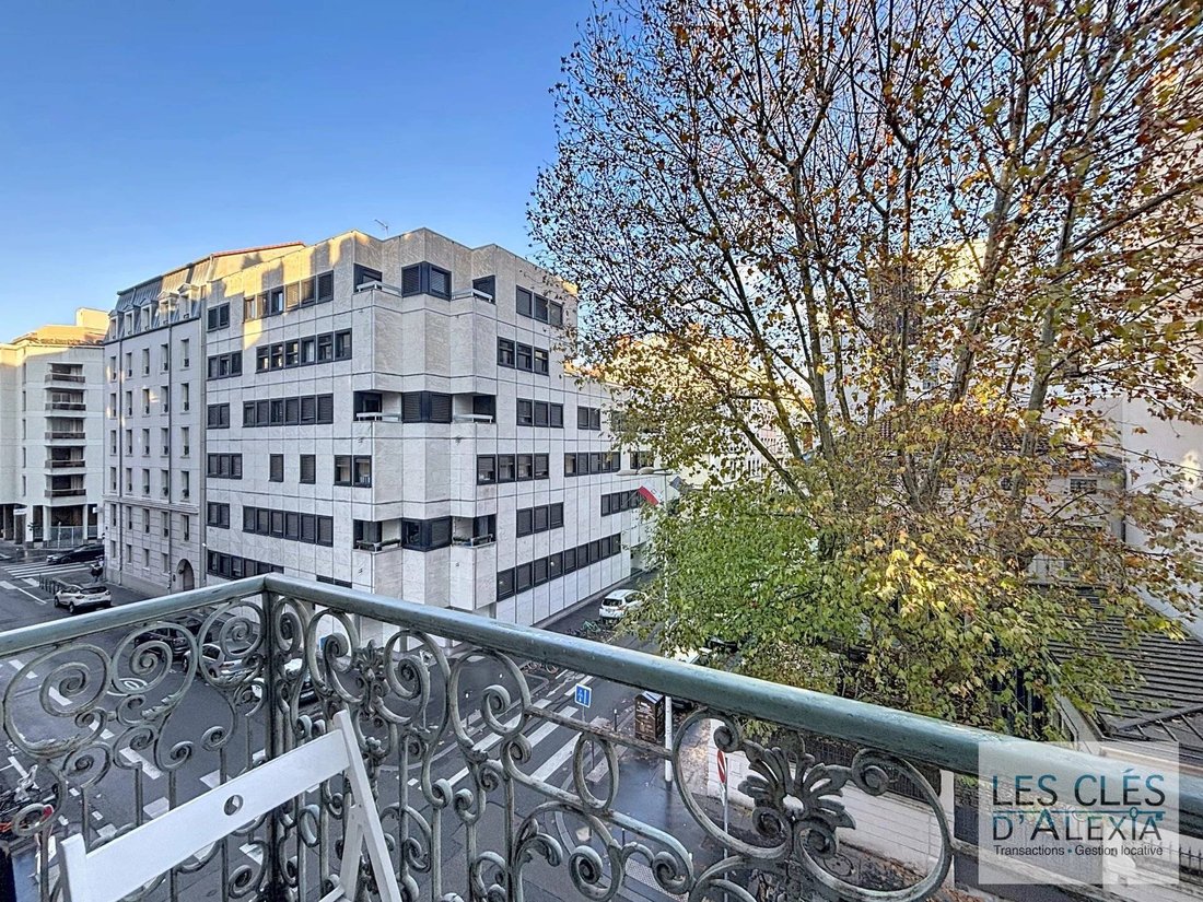 Appartamento a Tête d'Or-Foch-Vitton, Lyon 6e Arrondissement, Lione 1 - 17429424