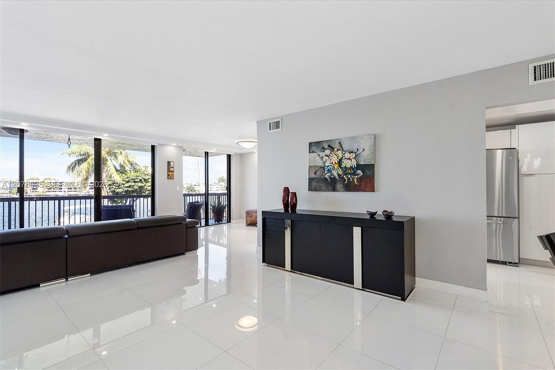 Eigentumswohnung in Hallandale Beach, Florida, Vereinigte Staaten 3 - 18752465