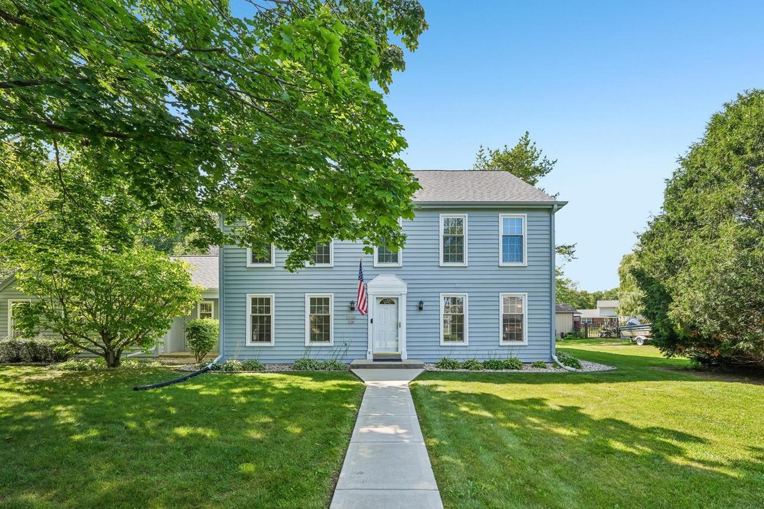 Casa a Thiensville, Wisconsin, Stati Uniti 3 - 18756839