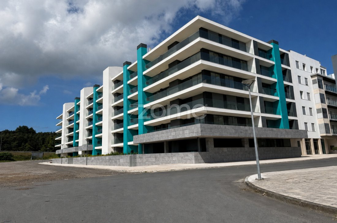 Apartment in Ponta Delgada (Sao Pedro), Azores, Portugal 2 - 18757396