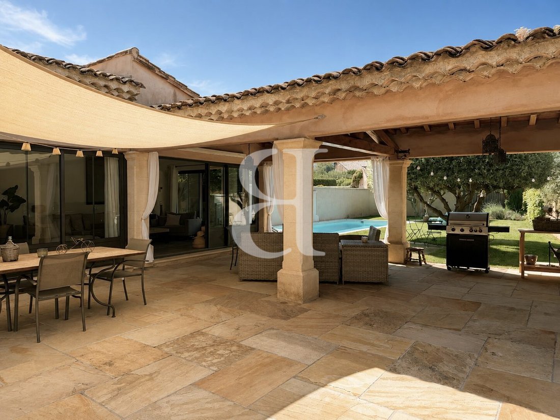 Villa a Maubec, Provenza-Alpi-Costa Azzurra, Francia 2 - 18758028