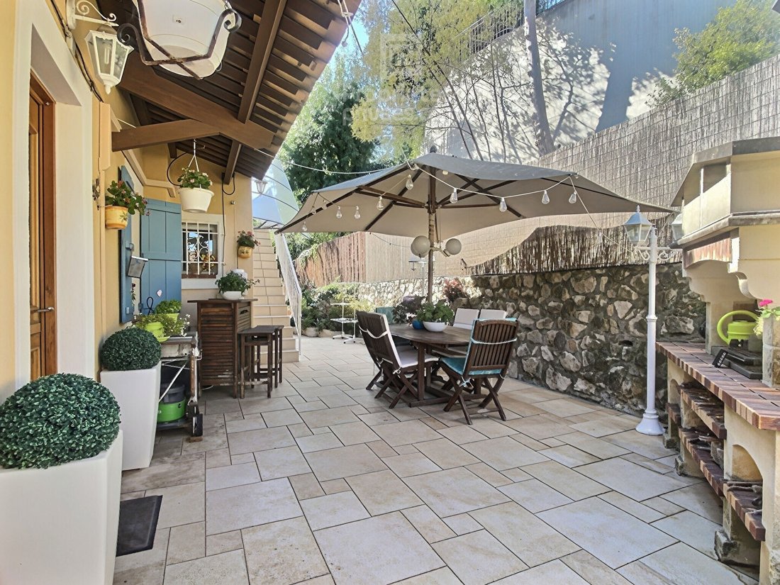 Apartamento en Aspremont, Provenza-Alpes-Costa Azul, Francia 1 - 18753149