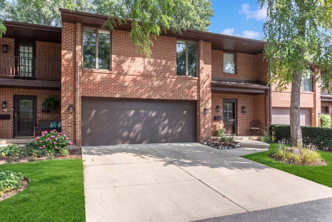 Condo in Park Ridge, Illinois, United States 1 - 18749154