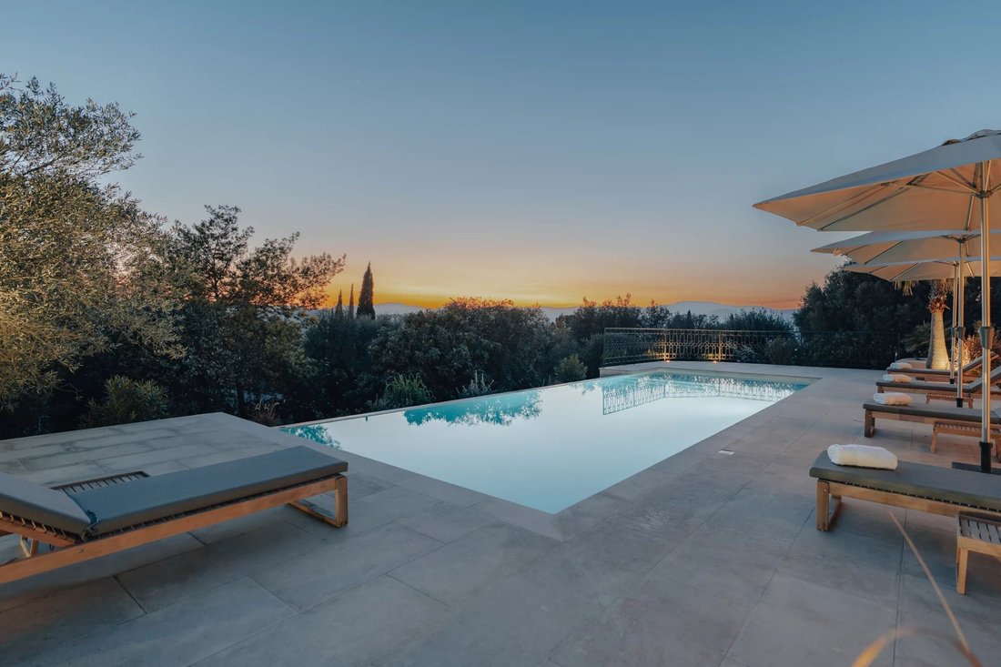 Villa in Gassin, Provence-Alpes-Côte d'Azur, France 1 - 18753321