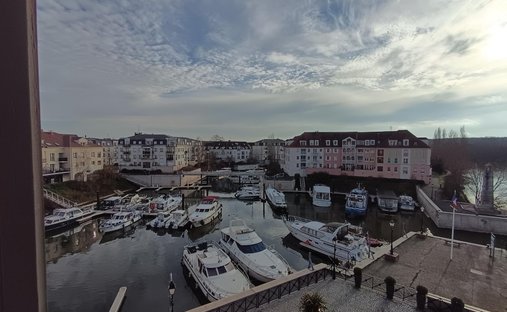 Appartamento a Port Ham-Village, Cergy, Francia 1