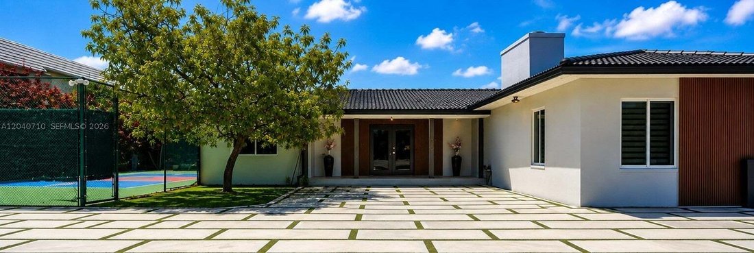 House in Miami, Florida, United States 2 - 18414837