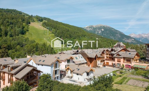 Casa a Saint-Chaffrey, Provenza-Alpi-Costa Azzurra, Francia 1