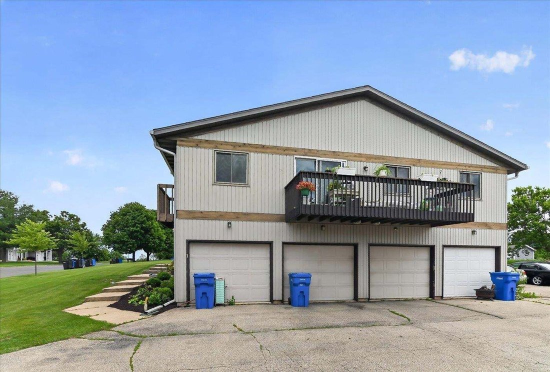 Residenza a Mount Horeb, Wisconsin, Stati Uniti 4 - 18750736