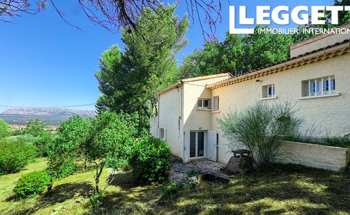 Maison à Trets, Provence-Alpes-Côte d'Azur, France 1