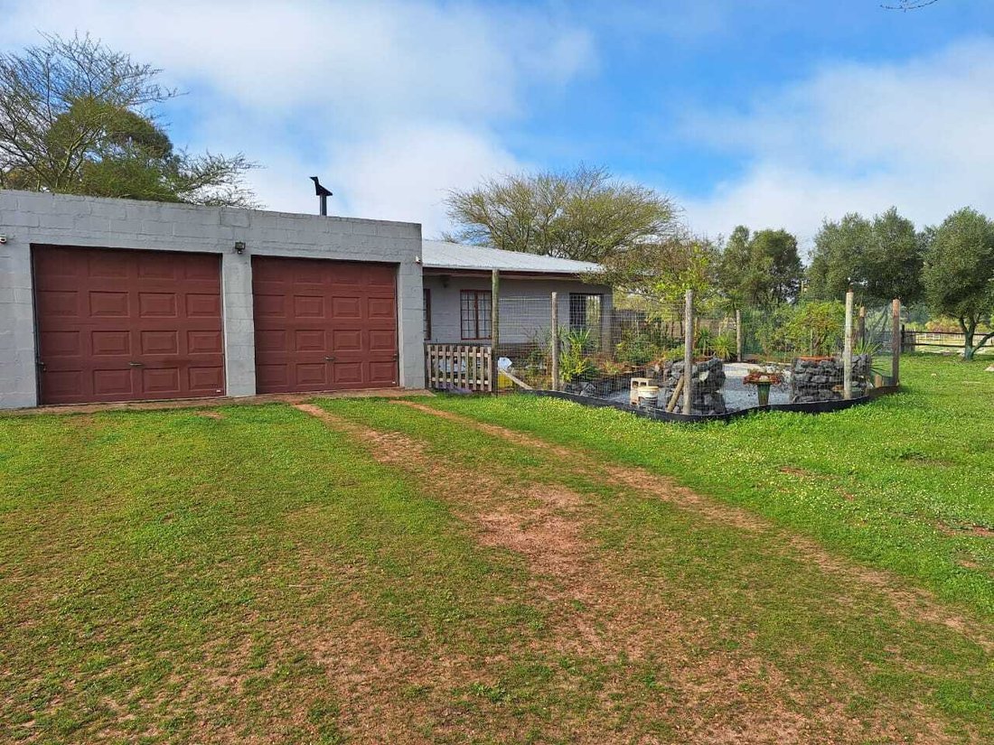 Farm Ranch in Western Cape, South Africa 5 - 18759460