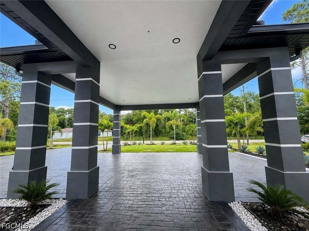 Maison à Lehigh Acres, Floride, États-Unis 3 - 18759397