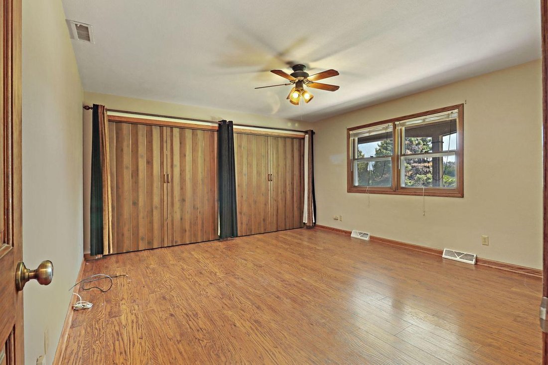House in Kenosha, Wisconsin, United States 5 - 18750773