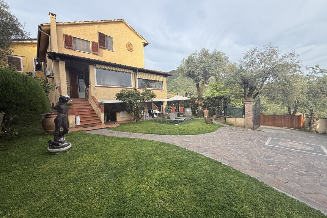 Villa en Pietrasanta, Toscana, Italia 2 - 17845962