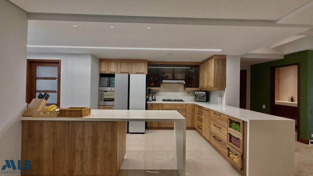 Appartement à Medellín, Antioquia, Colombie 4 - 18758452
