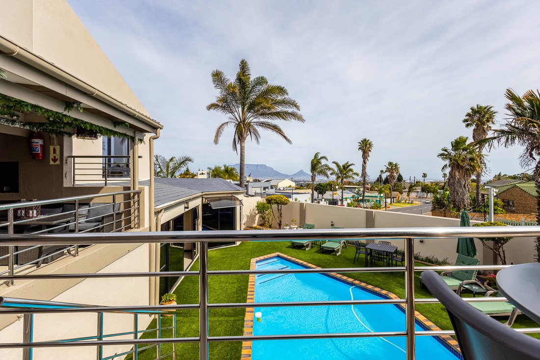 Country House in Panorama, Western Cape, South Africa 2 - 18759766
