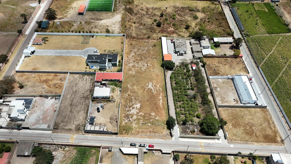 Land in Quito, Provinz Pichincha, Ecuador 2 - 18750198