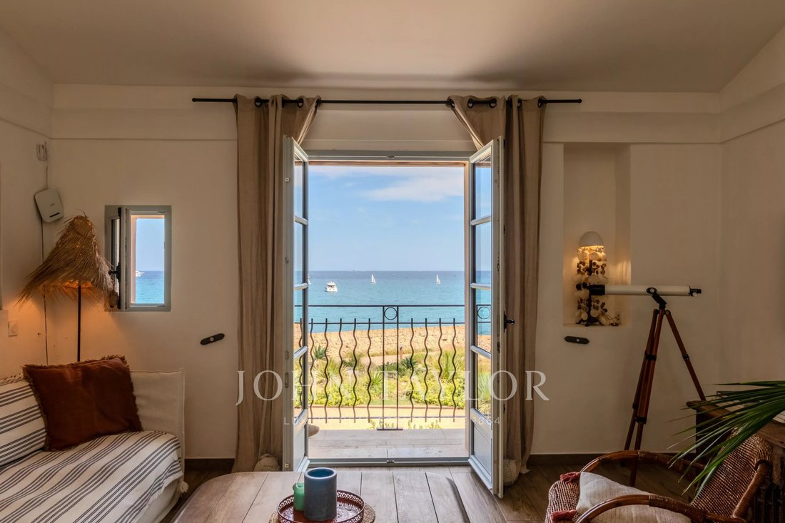Casa en Costa Azul, Provenza-Alpes-Costa Azul, Francia 3 - 18749701