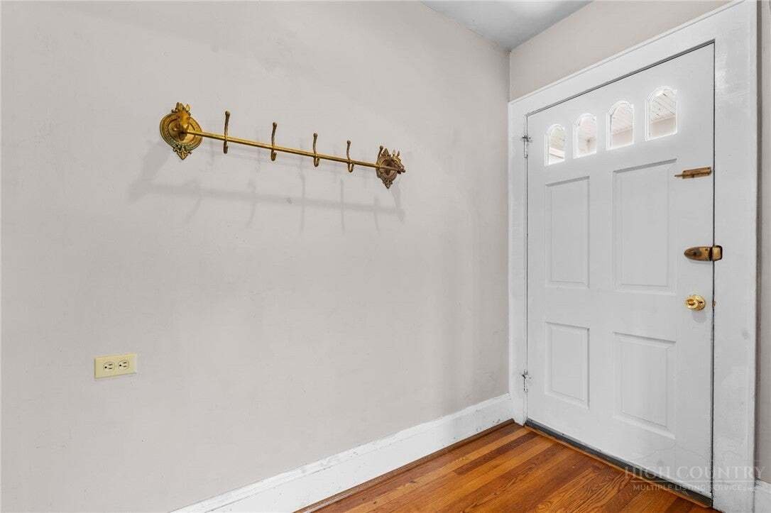 Casa a West Jefferson, Carolina del Nord, Stati Uniti 4 - 18750630