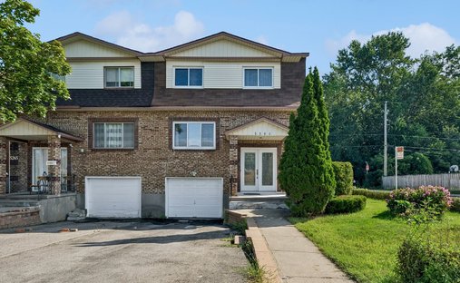 Maison à Laval, Québec, Canada 1
