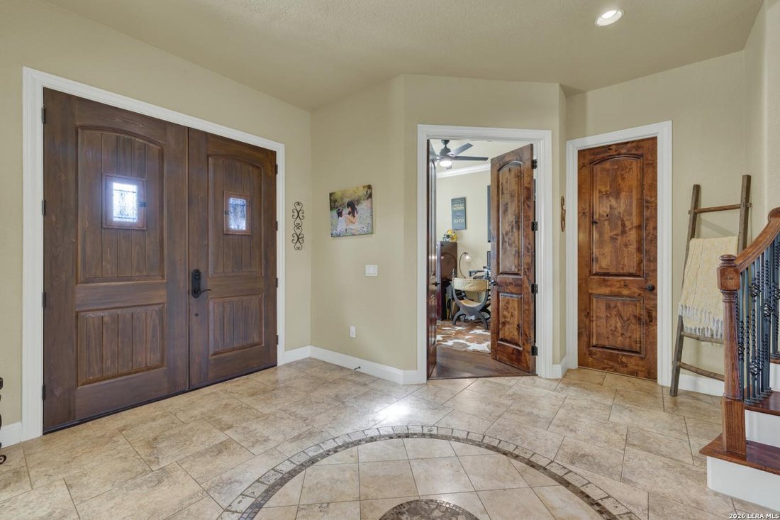 House in Helotes, Texas, United States 4 - 18758857