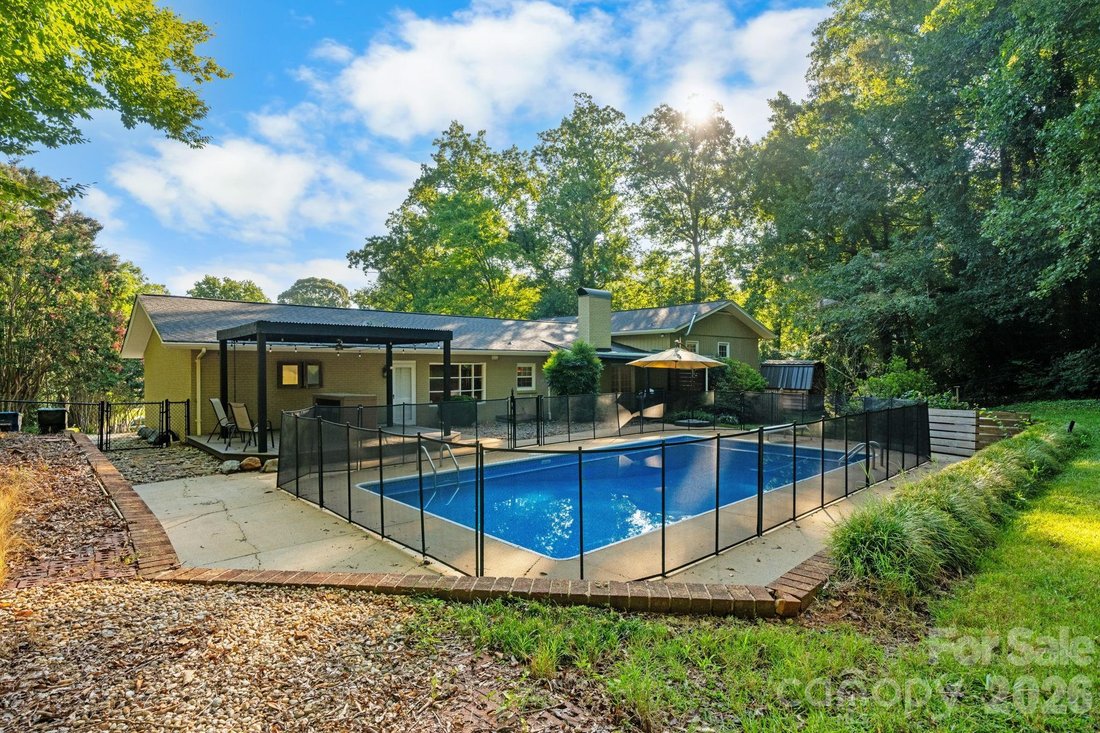 Casa a Hickory, Carolina del Nord, Stati Uniti 3 - 18752780