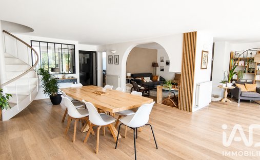 Maison à Beaumont, Hem, France 1