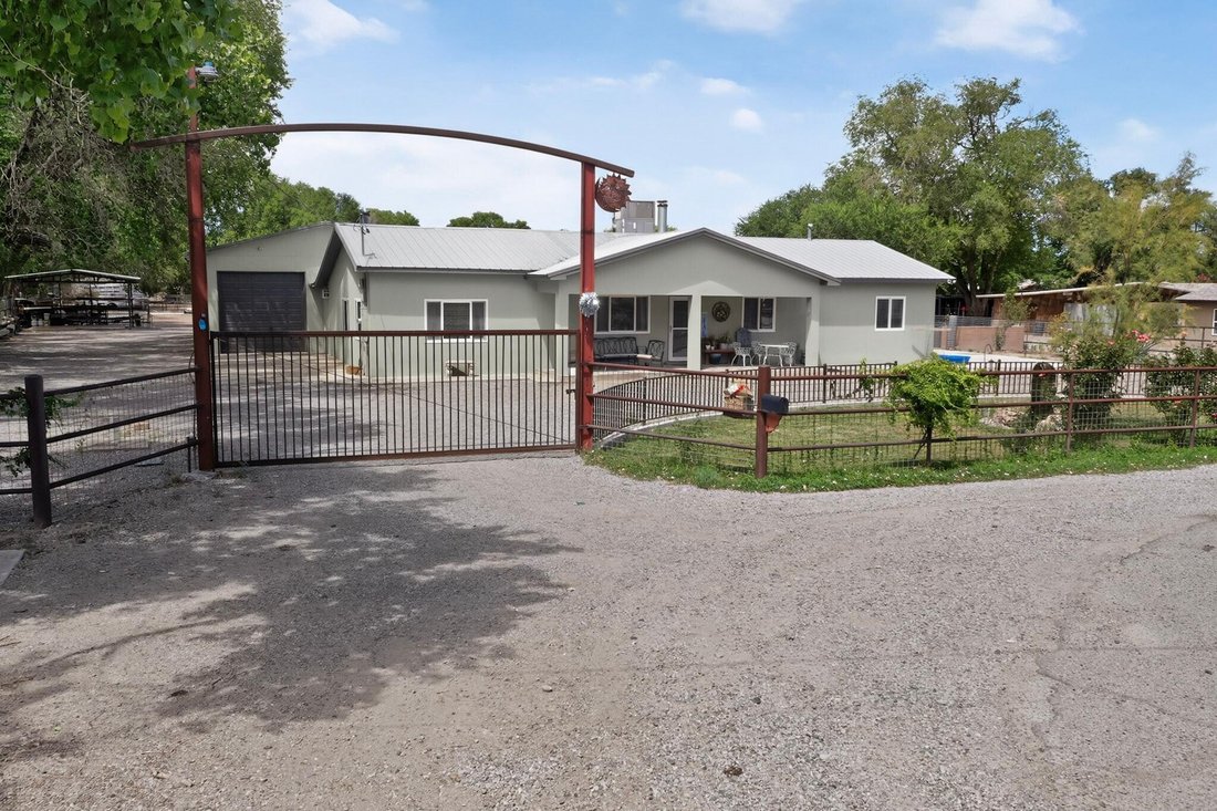 House in Albuquerque, New Mexico, United States 5 - 18750601