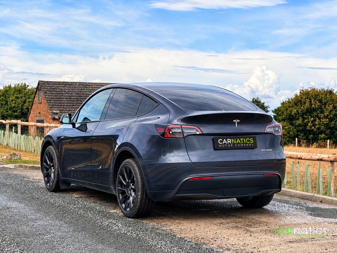 Suv in Thame, United Kingdom 5 - 18748775