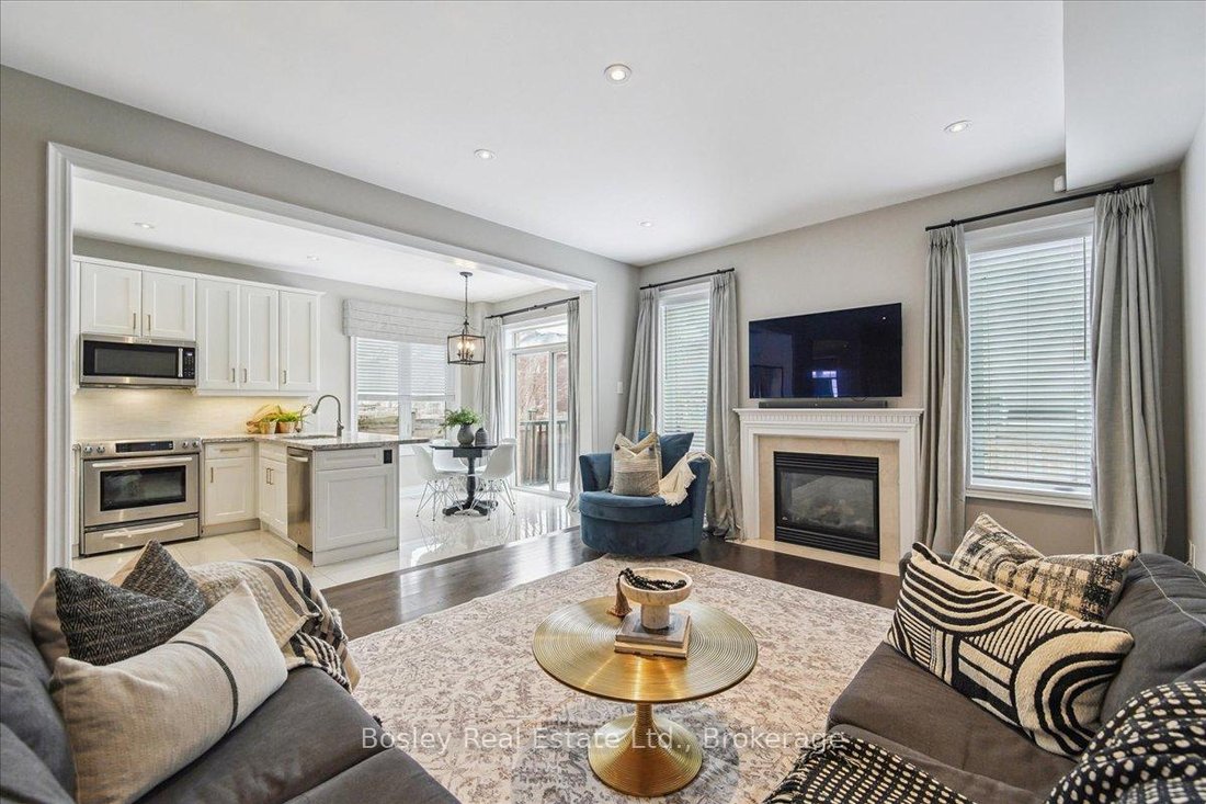 House in Oakville, Ontario, Canada 5 - 18753717