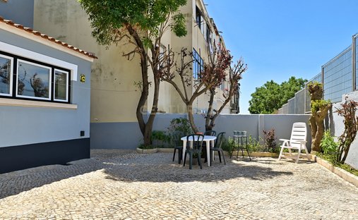 Villa in Alges, Linda-a-Velha und Cruz Quebrada-Dafundo, Lissabon, Portugal 1