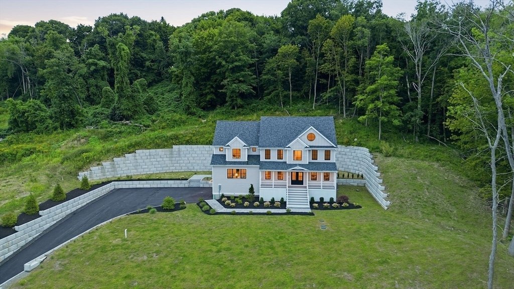 House in Hamilton, Massachusetts, United States 2 - 18749455