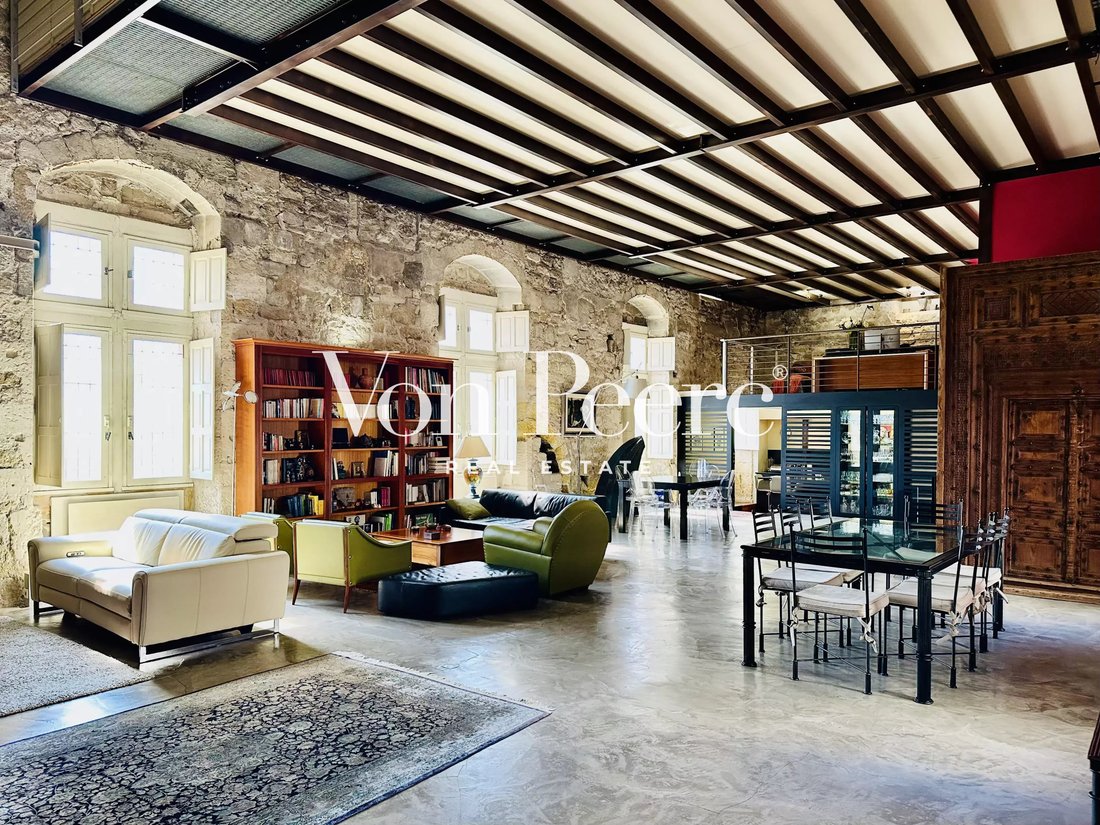 Apartamento en Aviñón, Provenza-Alpes-Costa Azul, Francia 1 - 18752857