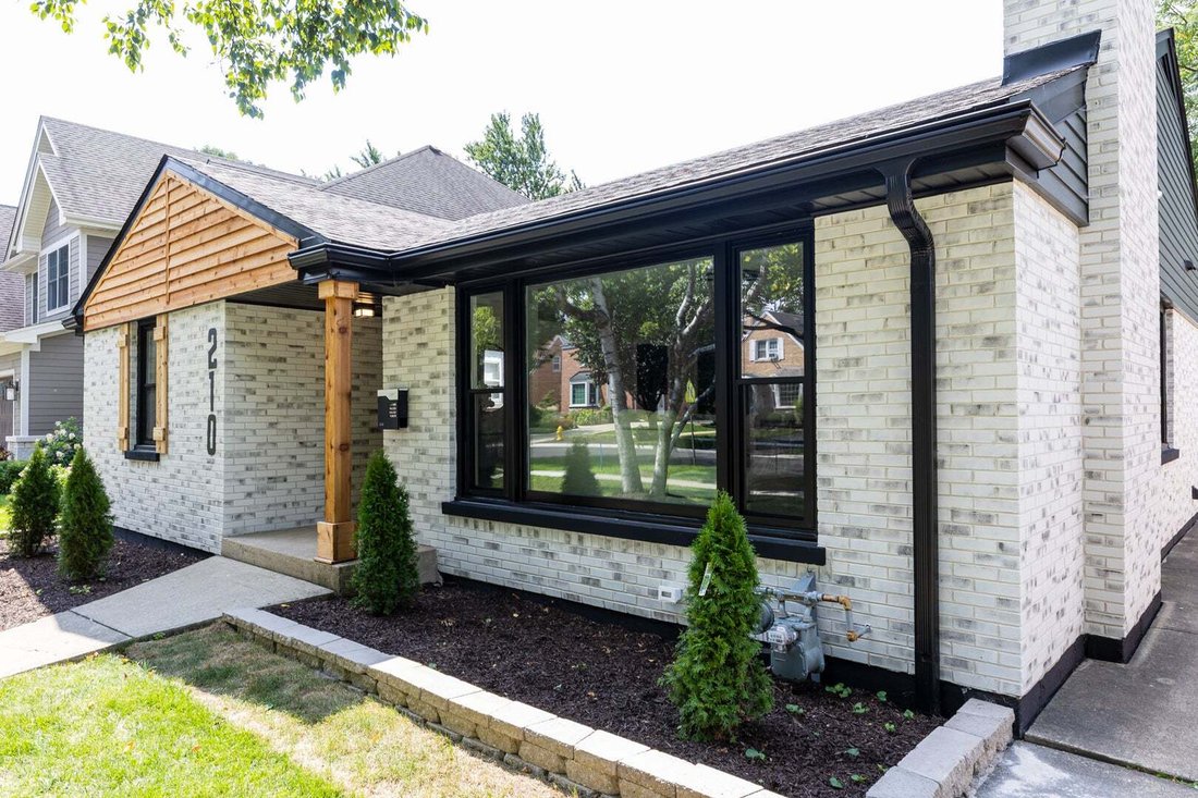 House in Mount Prospect, Illinois, United States 1 - 18758687