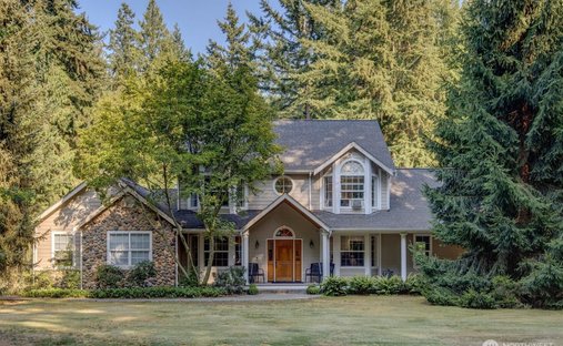 House in Clinton, Washington, United States 1