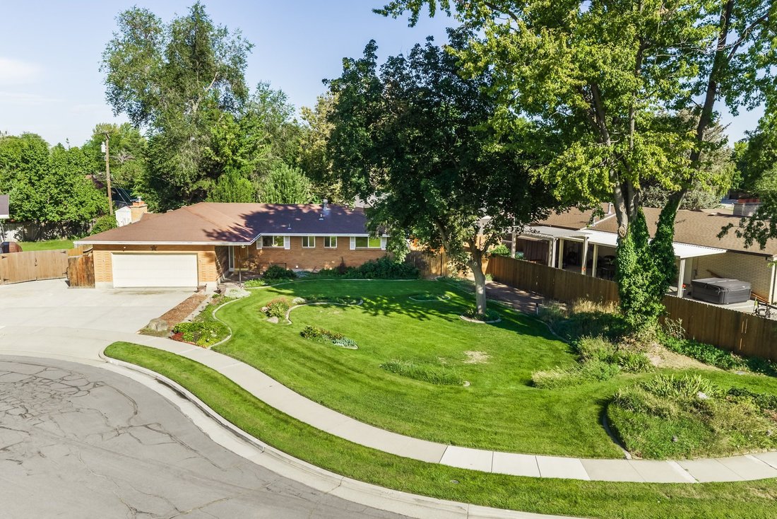 Casa a Cottonwood Heights, Utah, Stati Uniti 1 - 18750448