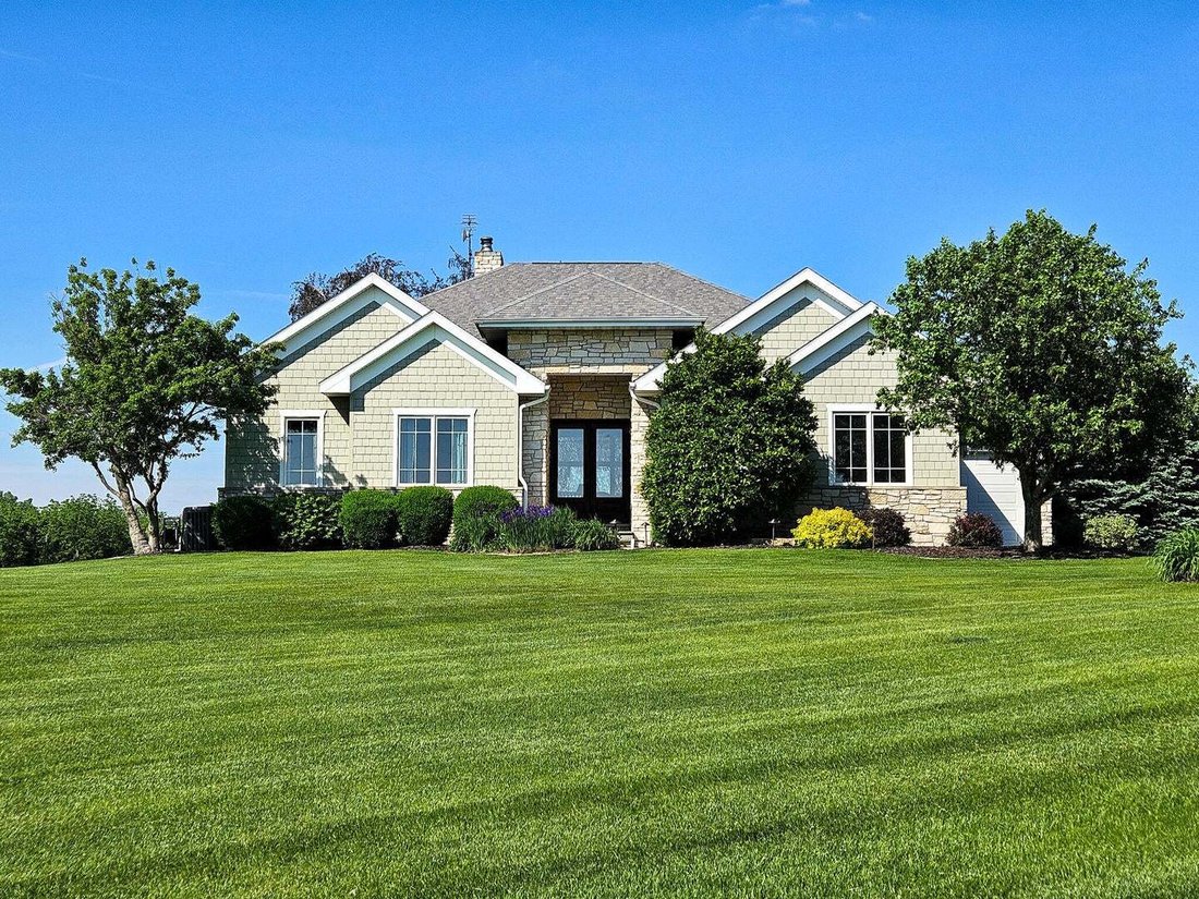 House in Thomson, Illinois, United States 2 - 18244497
