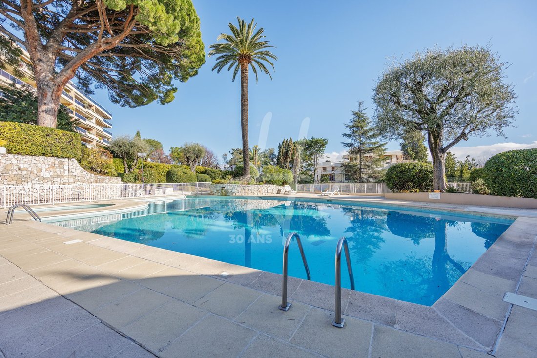 Appartement à Nice, Provence-Alpes-Côte d'Azur, France 3 - 18757958