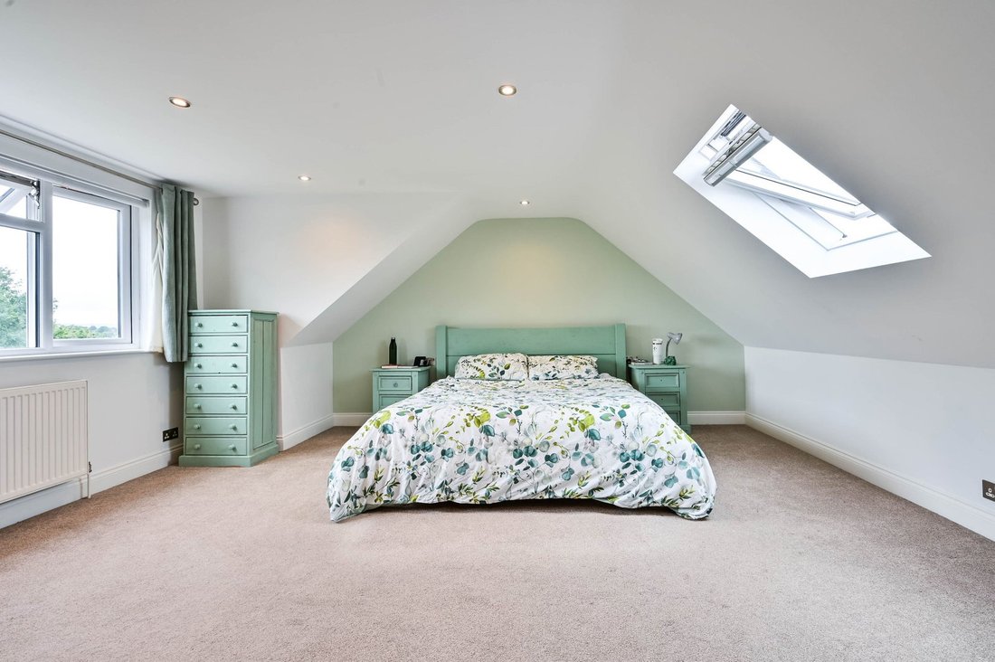 Haus in Surbiton Hill, Royal Borough of Kingston upon Thames, England 5 - 18760964
