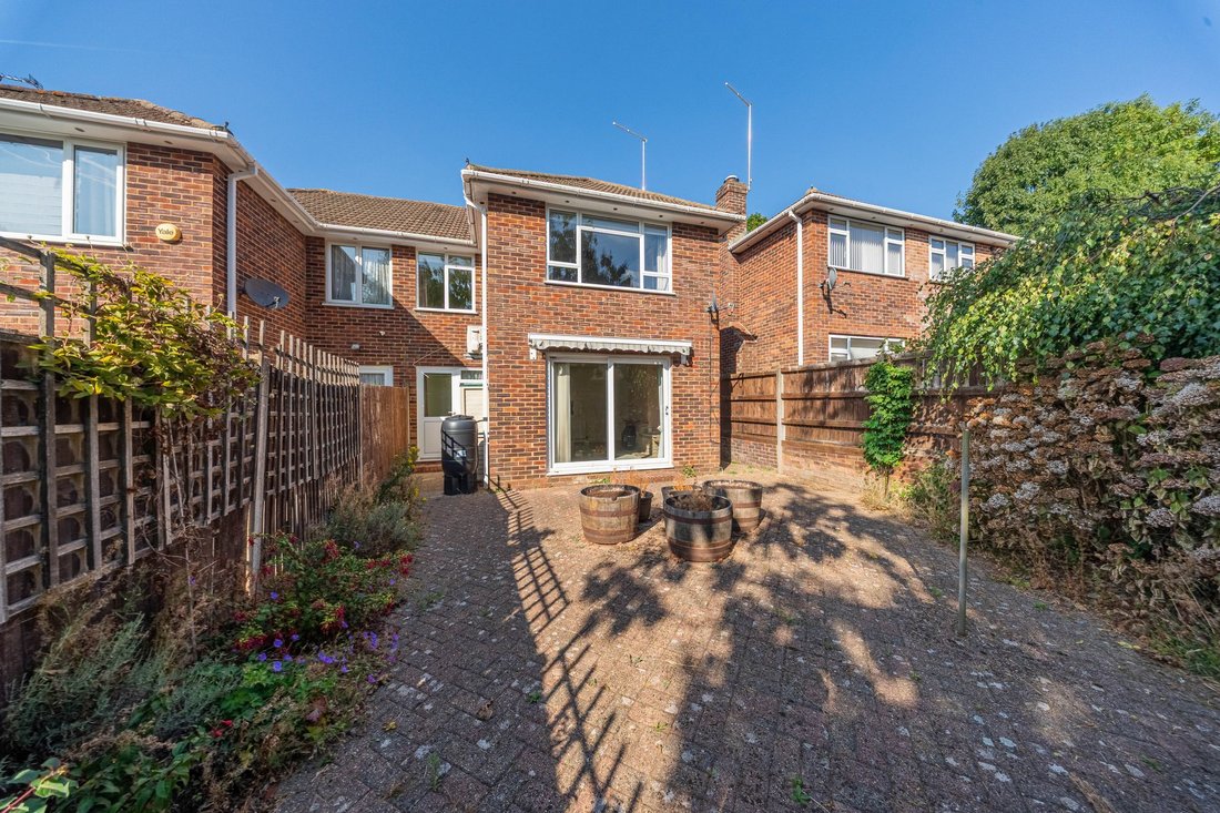 Haus in Haywards Heath, England 2 - 18749794