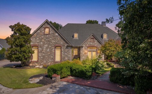 Haus in Cedarhurst of Woodland Hills, Oklahoma, Vereinigte Staaten 1