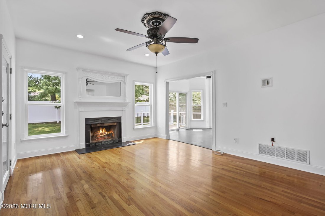 Casa a Matawan, New Jersey, Stati Uniti 3 - 18748380