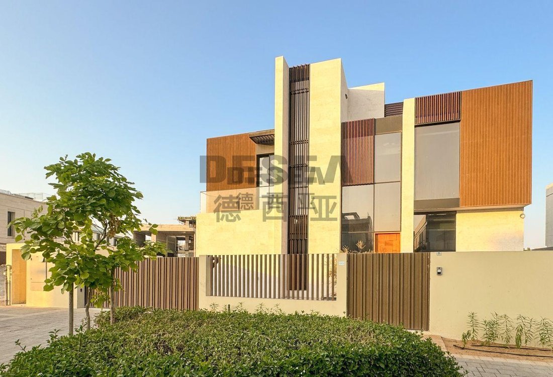 Villa in Hadaeq Sheikh Mohammed Bin Rashid, Dubai, United Arab Emirates 1 - 18659910