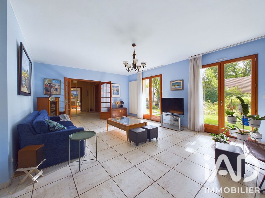 House in Gif-sur-Yvette, Ile-de-France, France 4 - 18759584